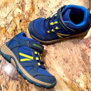 Merrell 11c child hiking boots